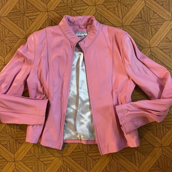 Wilson’s Leather Maxima Pink Leather Riding Jacket - Picture 10 of 10